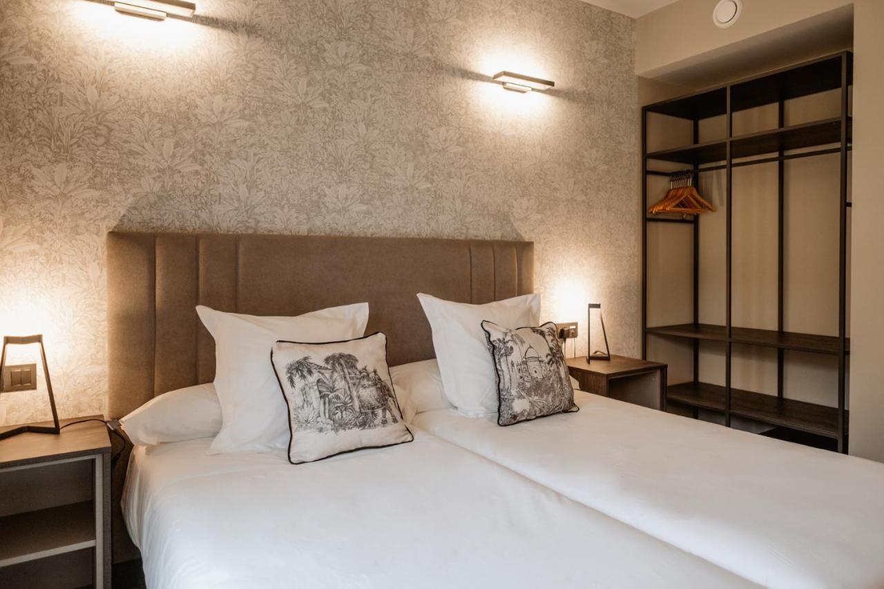 Hotel Gilmar 奥雷利亚纳拉维耶哈 外观 照片